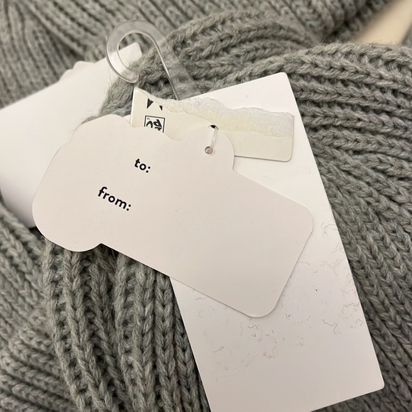 Smiley Face Knit Beanies - OS - Nordstrom set of 6 - Picture 5 of 6